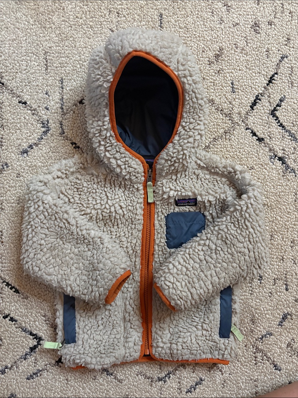 Patagonia kids Jacket (2T)